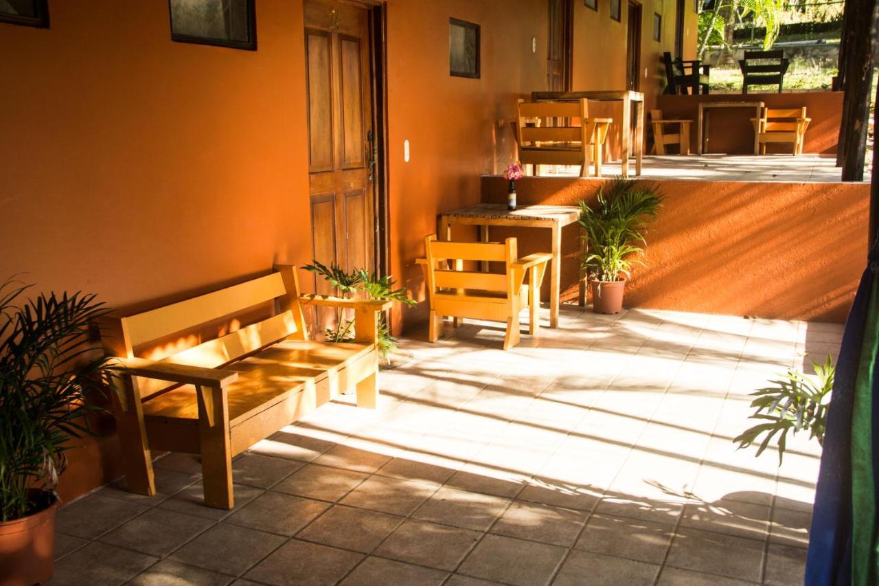 Tsunami Hostel Tamarindo Esterno foto